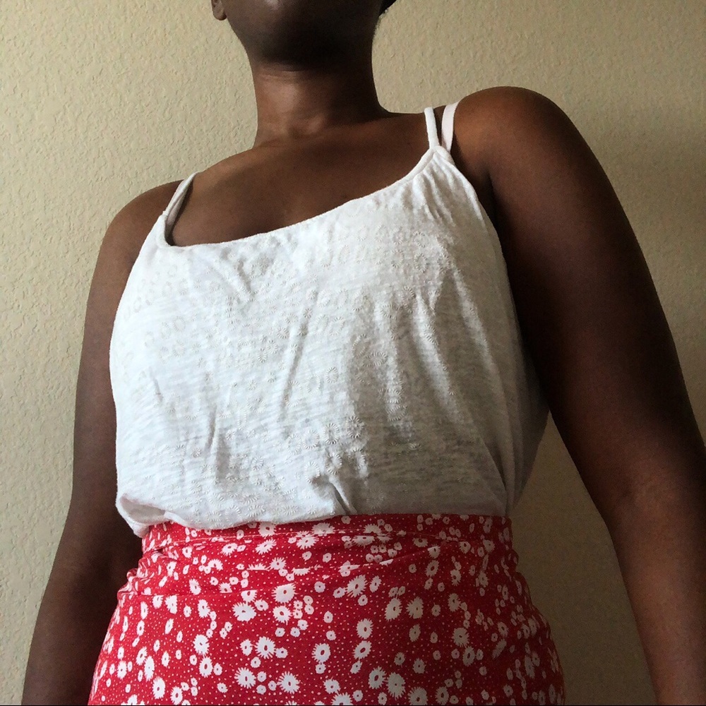 sleeveless blouse